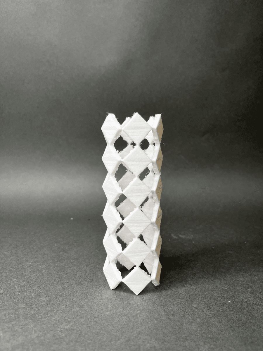 From 2D to 3D: an FDM-printed compressible cylinder, circularly patterned (trial 3).